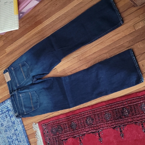 Abercrombie and Fitch jeans - Picture 1 of 4